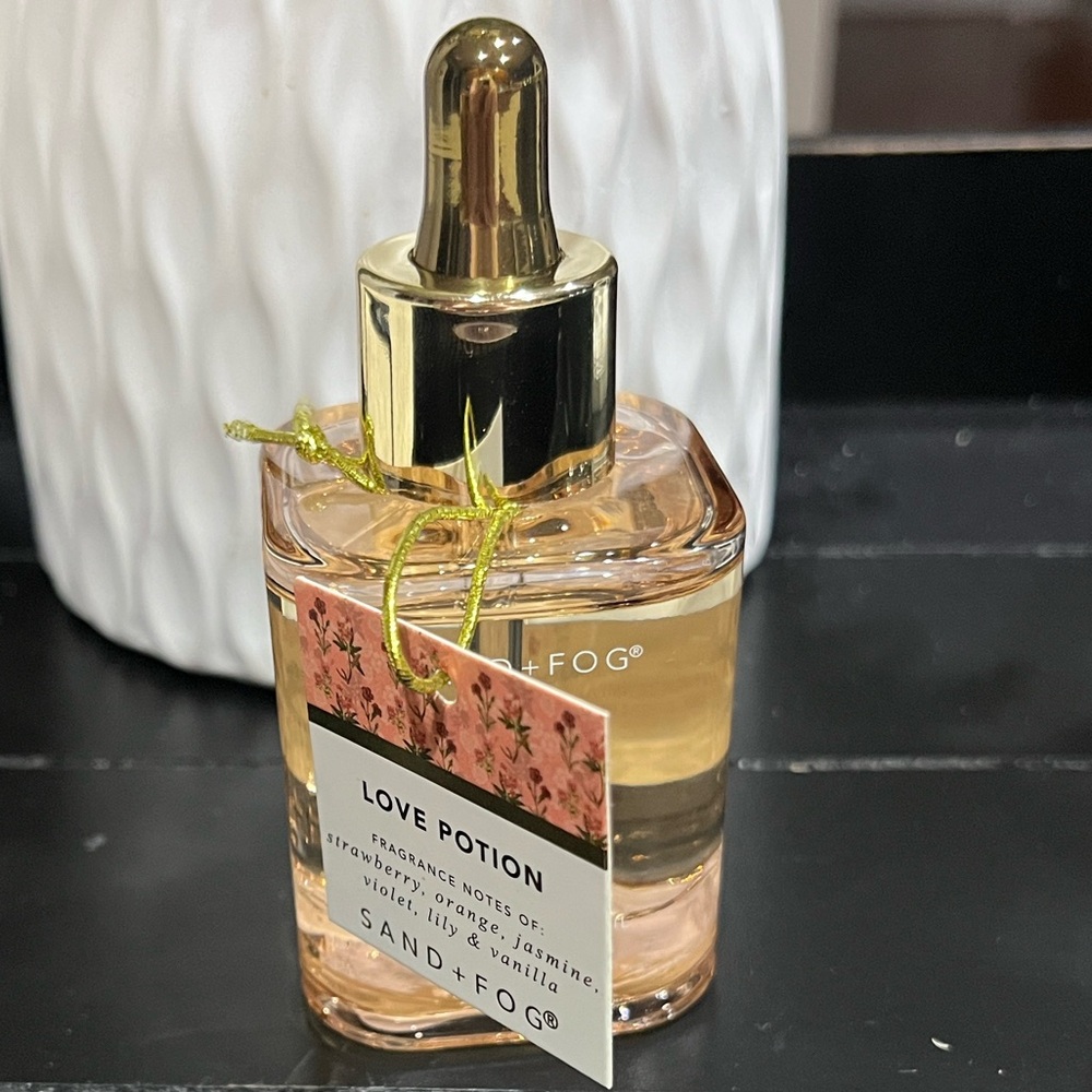 Sand + Fog Love Potion perfume Oil - Gold